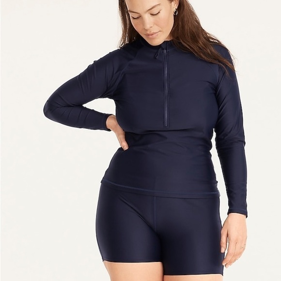 J Crew Active long-sleeve rash guard
Item BC118 - Picture 2 of 5